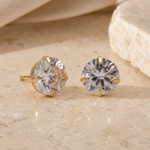 Brinco Ponto de Luz Cristal Banhado a Ouro 18K